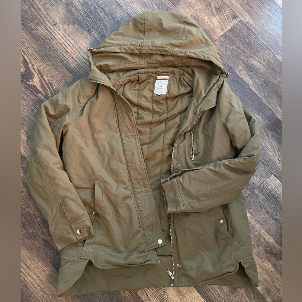 Zara down coat. Olive green. Size women XS.